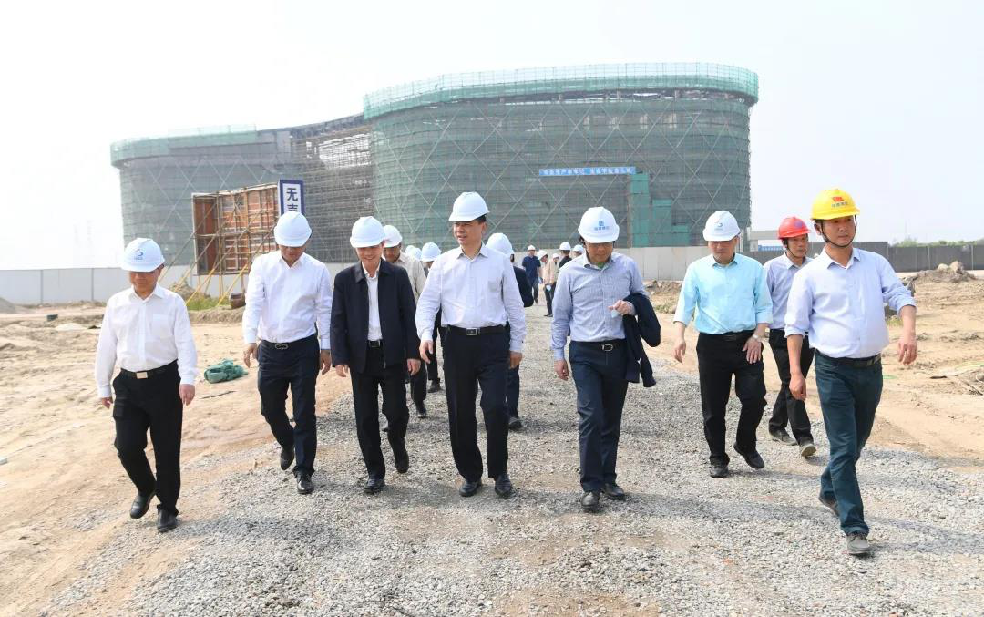 浙江省建设厅党组成员、副厅长孙哲君一行调研赢多多承建的浙建院上虞校区建设情况